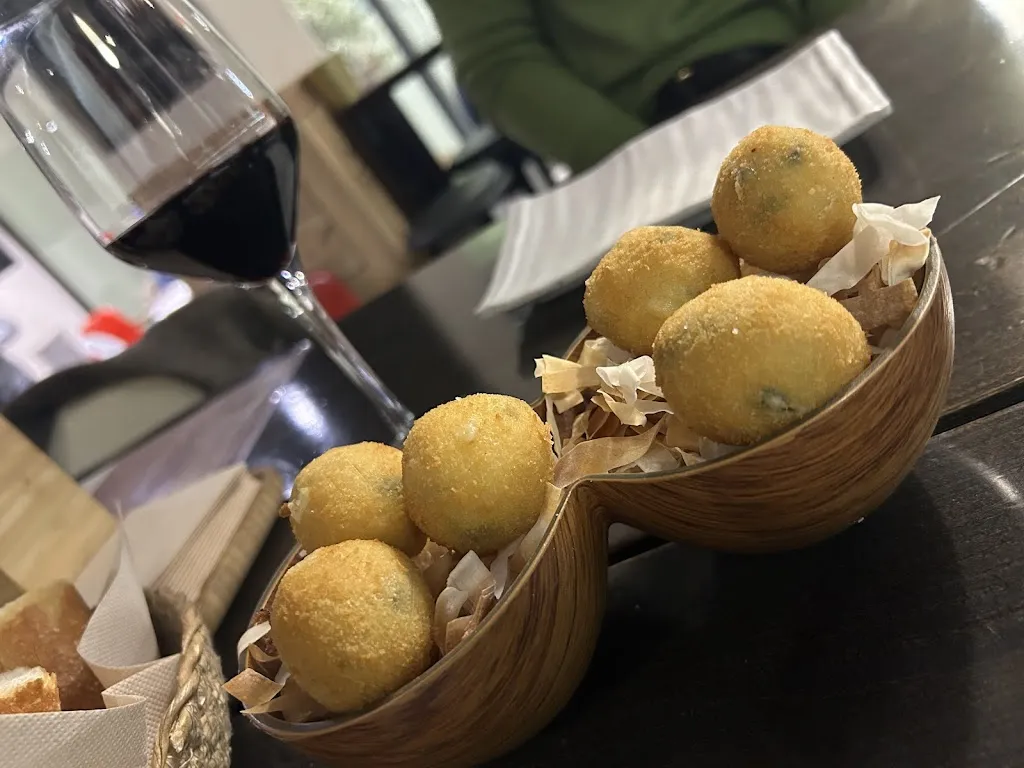 Freddy Turriaf_5 Gustos_Provincia de Valladolid_review