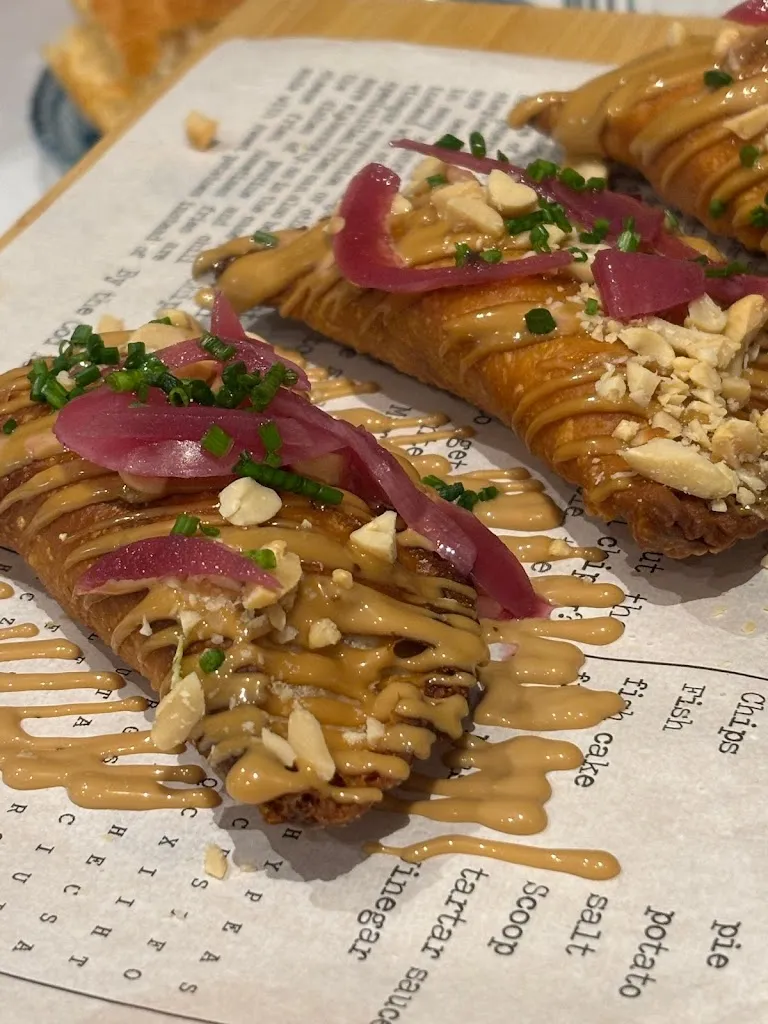 serezade torres_5 Gustos_Provincia de Valladolid_review