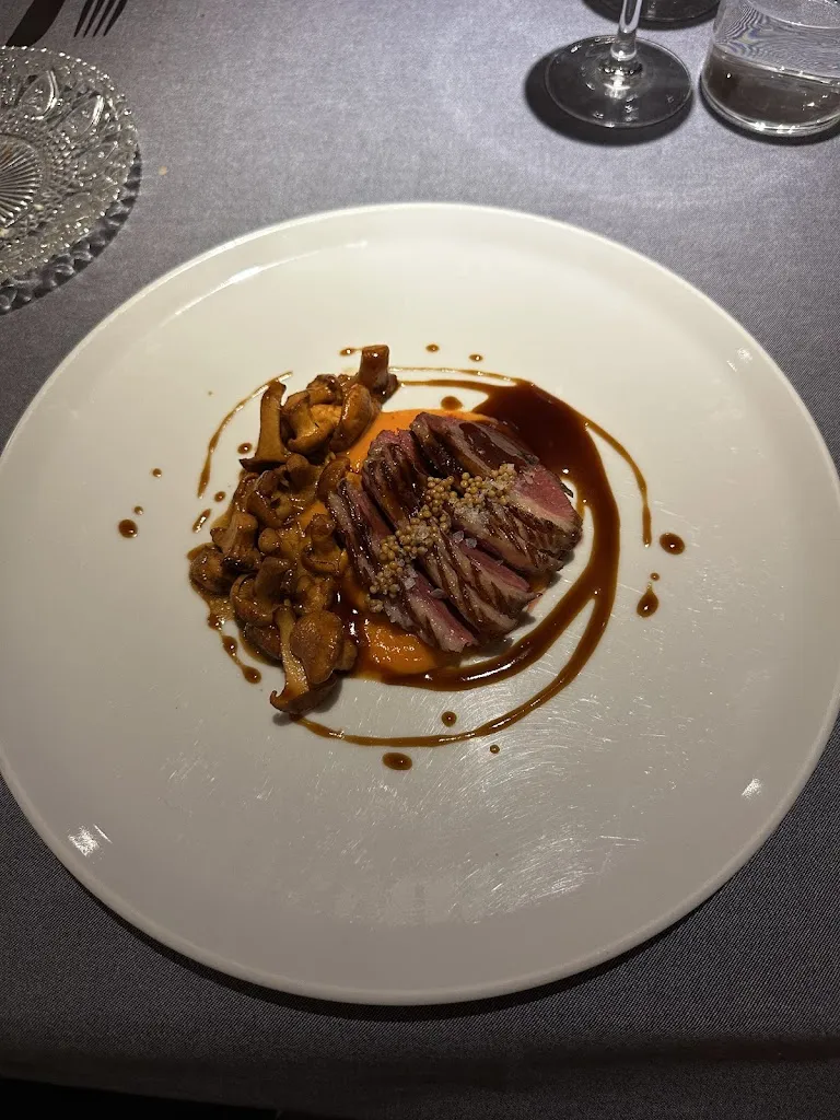 Кирилл У_Suite 22_Provincia de Valladolid_review