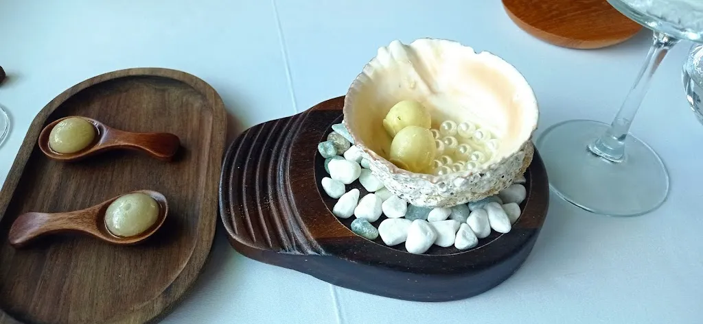 Eneko Otsoko_Sibaritas Klub_Provincia de Valladolid_review