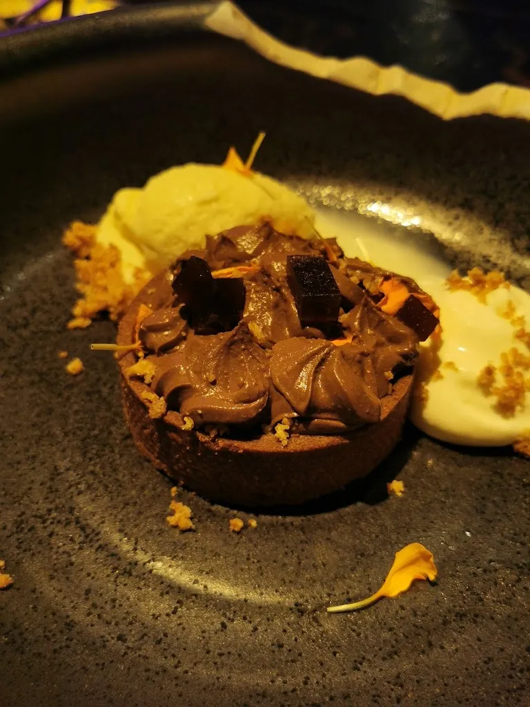 Nataliia Burlachenko_Flamma_Provincia de Valladolid_review