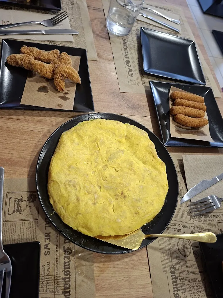 oscar castillo_Burger City_Betanzos_recensione