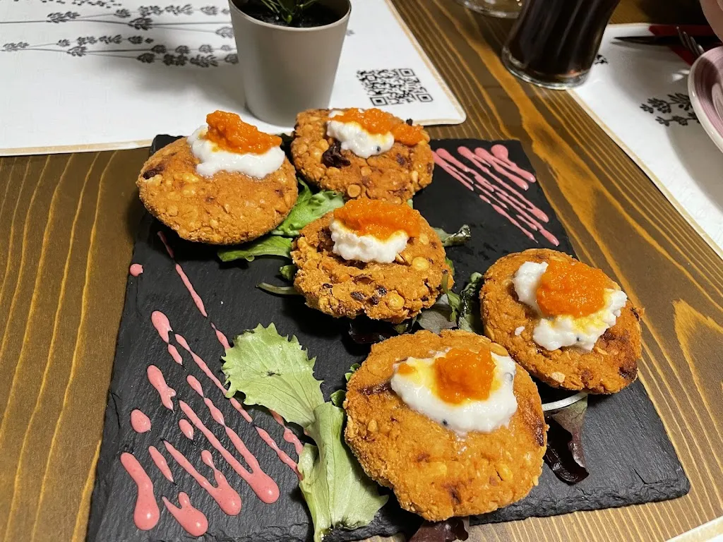 Sayandip Ghosh_Metanoia_Provincia de Valladolid_review