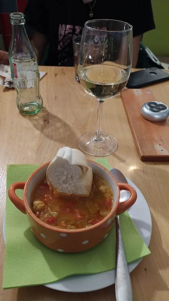 Érico Farias (ericooltrips)_El Patio del Olivo_Provincia de Valladolid_review