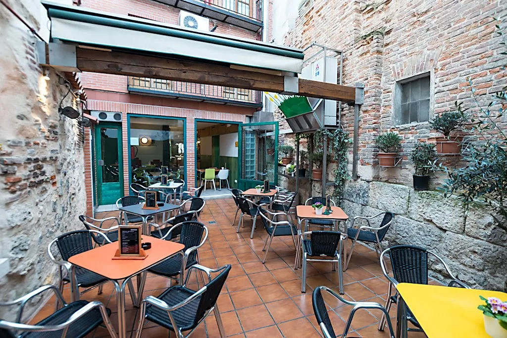 El Patio del Olivo_Provincia de Valladolid_slider_image_1