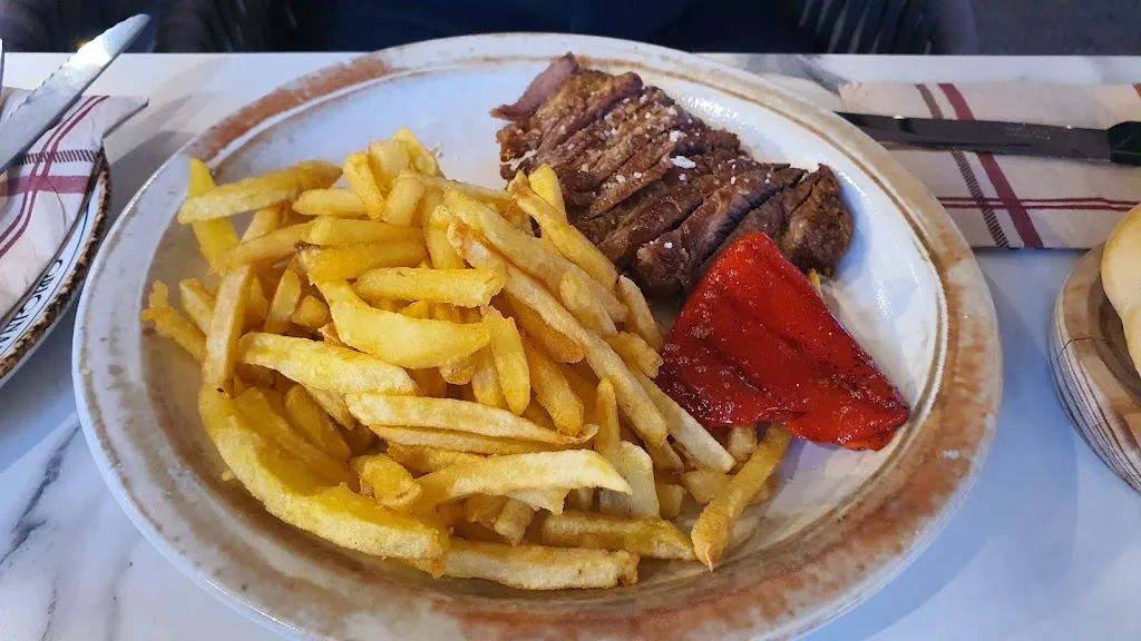 Constantin-Adrian Dragoi_Originario_Provincia de Valladolid_review