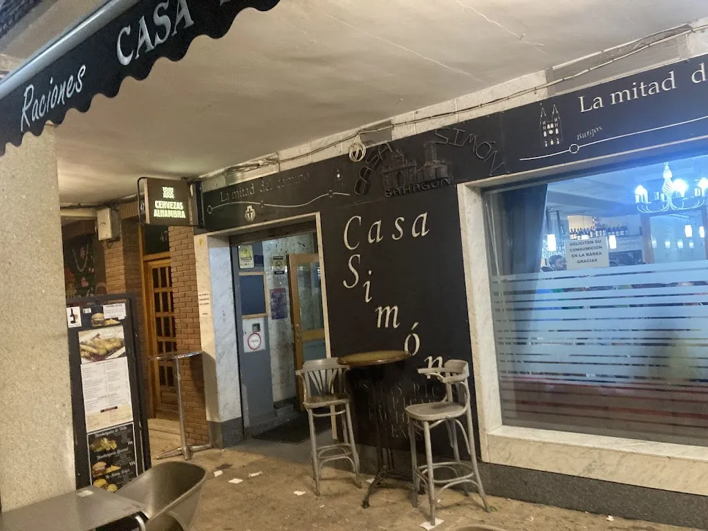 Aidan Murphy_Casa Simón_Sahagún_review