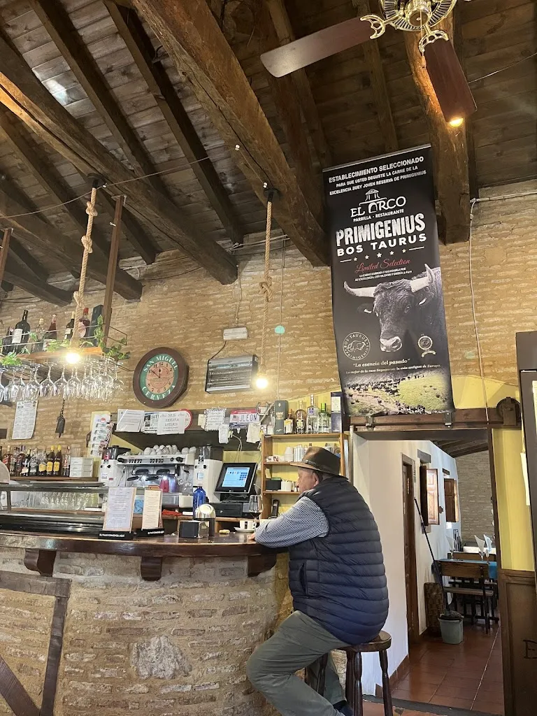 Henrik Skov Thorsted_Bar Restaurante El Arco_Sahagún_review