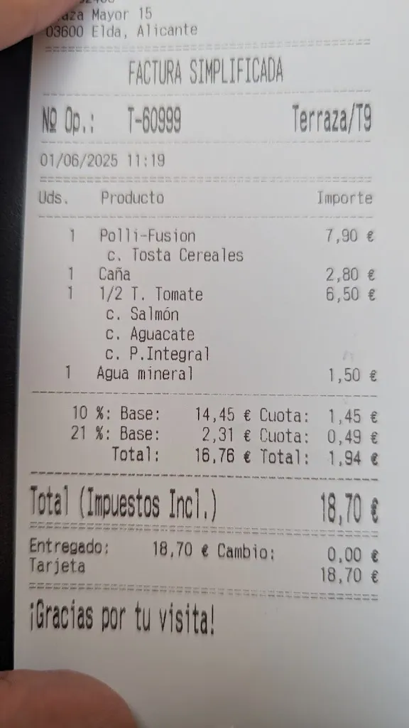 Sofia M_TUESTE Coffee & Brunch | Cafetería en Elda_Elda_review