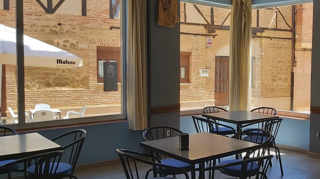 Bar Europa restaurant in Sahagún