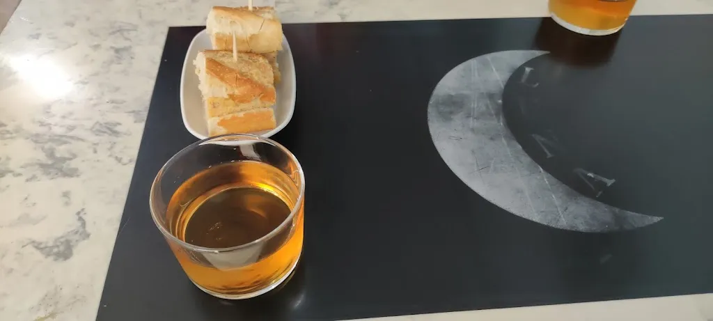 Menu_Bar Luna_Sahagún_immagine_8