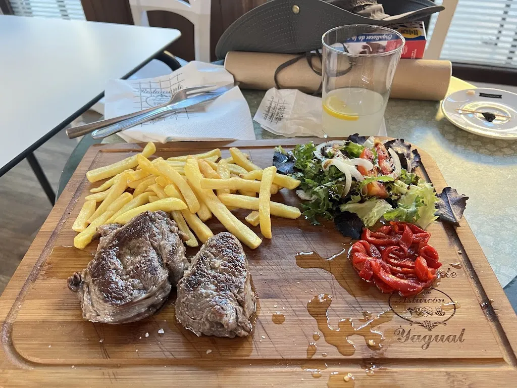 Restaurante Confiteria Asturcón Yagual_Sahagún_slider_image_3