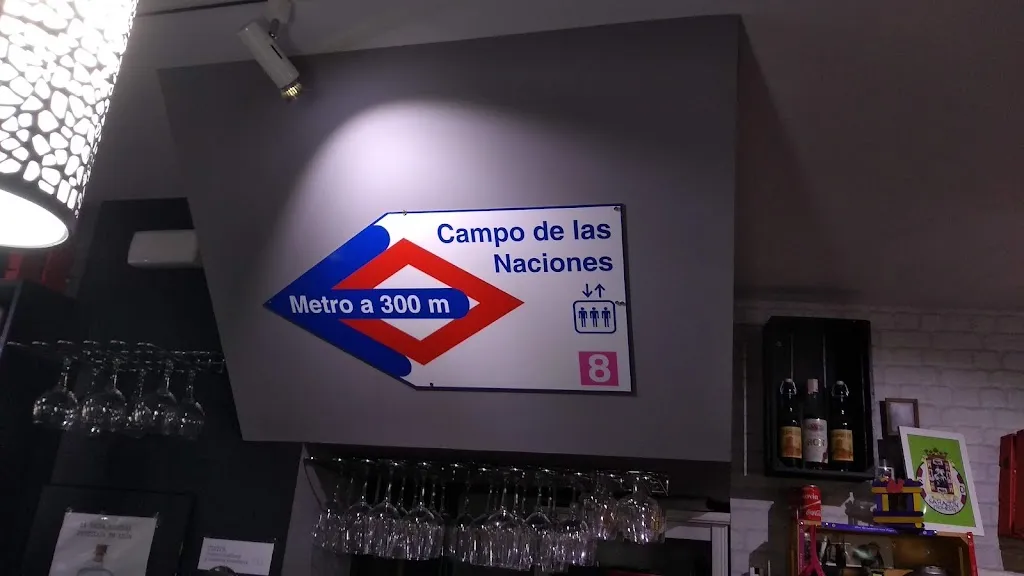 Bar El Metro_Sahagún_slider_image_2