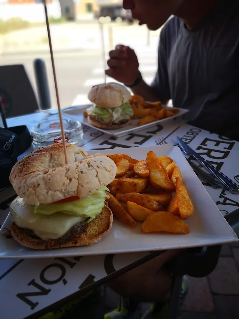 Menu_Café bar OASIS_San Justo de la Vega_image_6