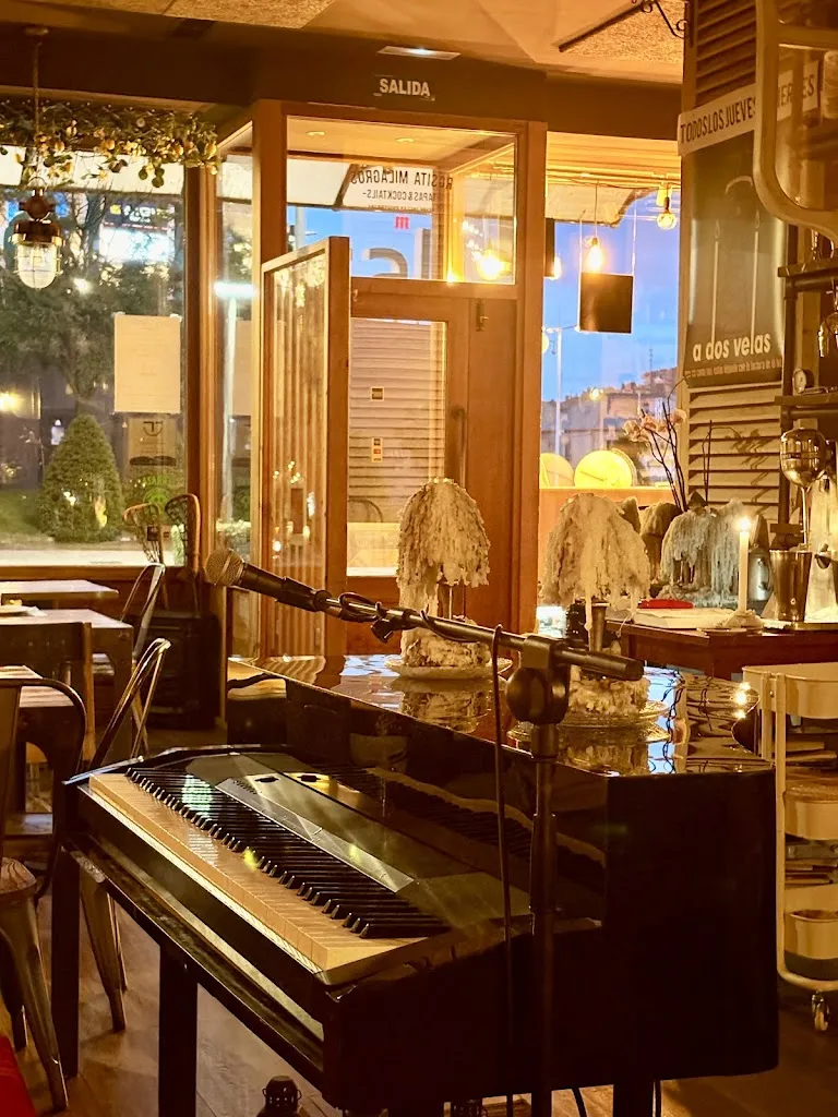 Marco Tiago Ramos Pacheco Amado Ferreira_Rosita Milagros_Ponferrada_review