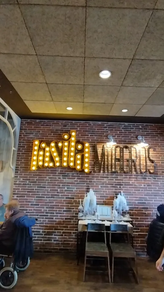 Rosita Milagros_Ponferrada_slider_image_2