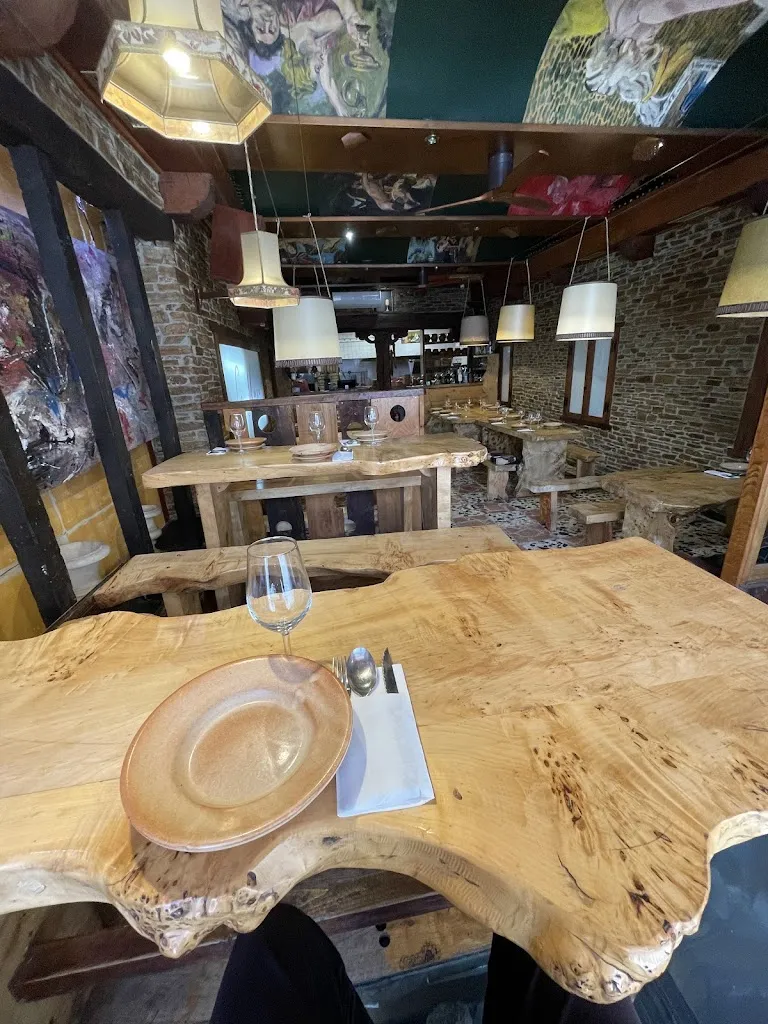 Nikolay Burchinskiy_Las Muxas Brasería_Ponferrada_recensione