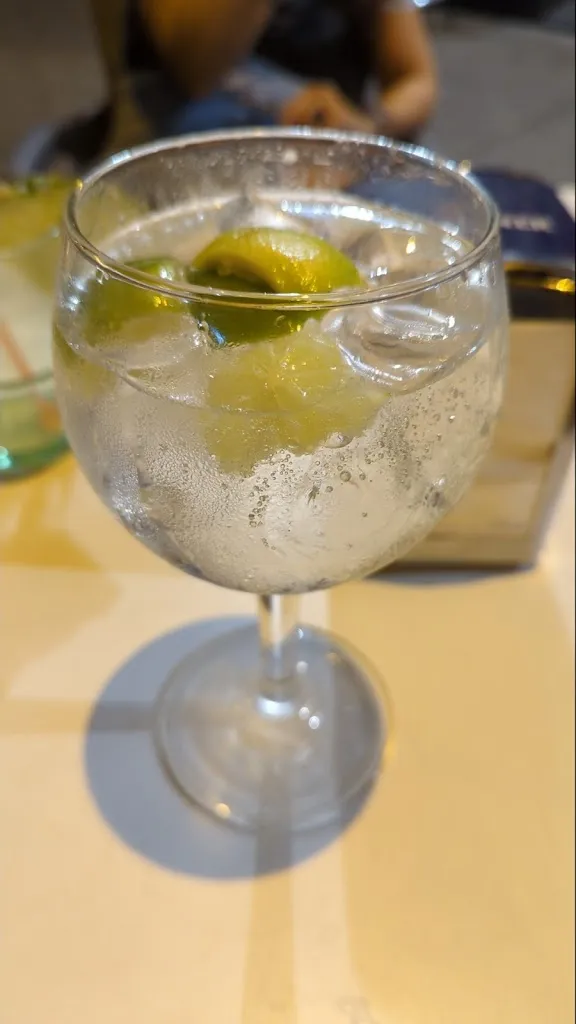 Matthew Miller_La Destilería Bar_Ponferrada_review