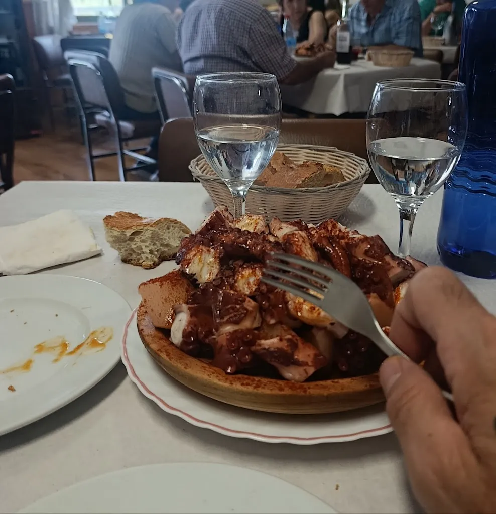 Luis M._La FRAGATA_Ponferrada_review