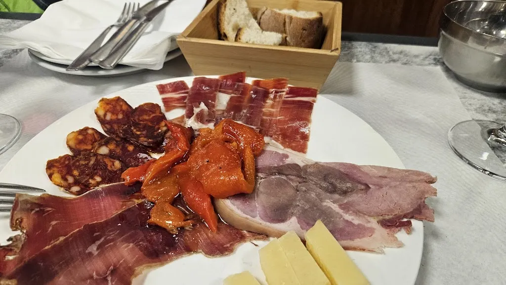 Gundín Bar Restaurante_Ponferrada_slider_image_3