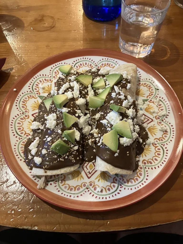 Jordan Satmary_El King Kong_Ponferrada_review