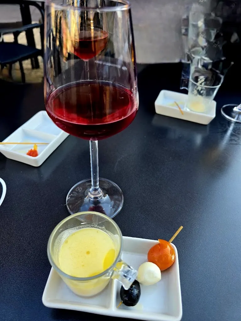 NO TE PEINES QUE NO TE VIENES_Ponferrada_slider_image_2