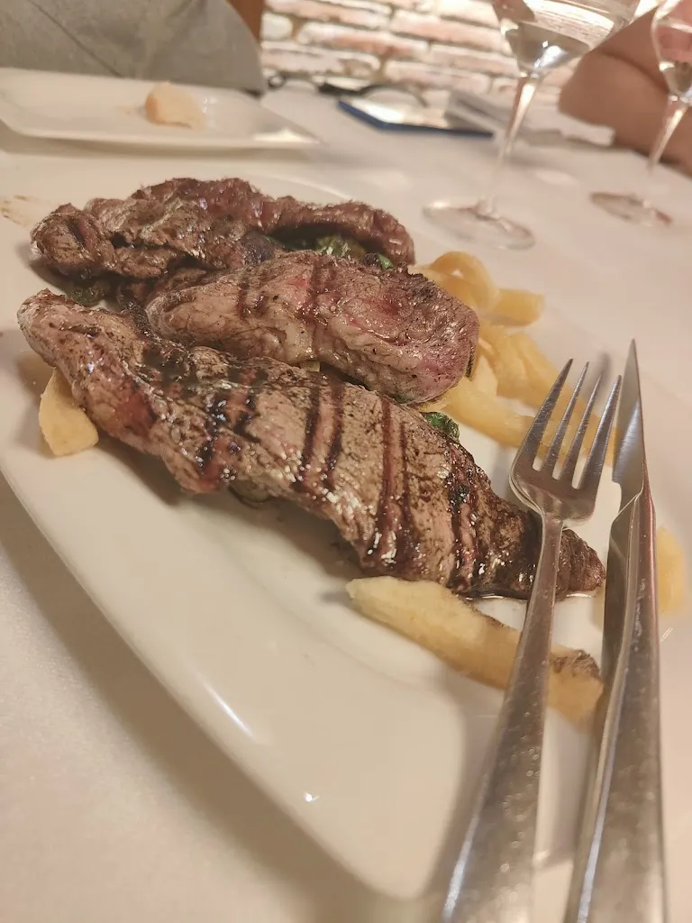 Menu_Restaurante La Zíngara_Santa María del Monte de Cea_image_7