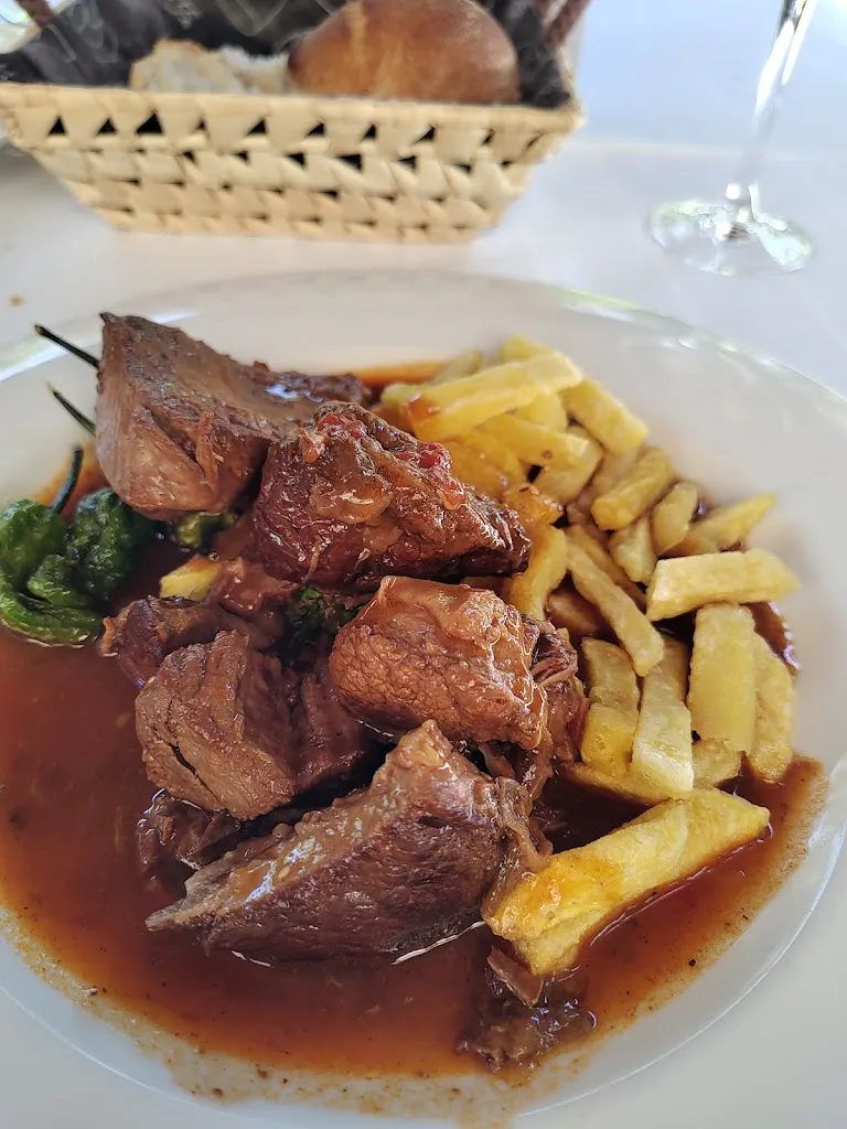 Restaurante La Zíngara_Santa María del Monte de Cea_slider_image_3