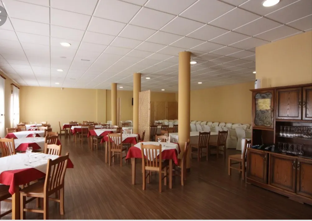 Hostal Restaurante El Silo_Santa María del Monte de Cea_slider_image_2