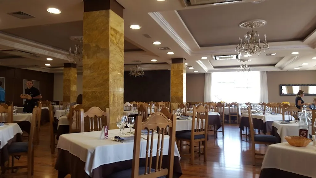 Restaurante Luna_San Andrés del Rabanedo_slider_image_1