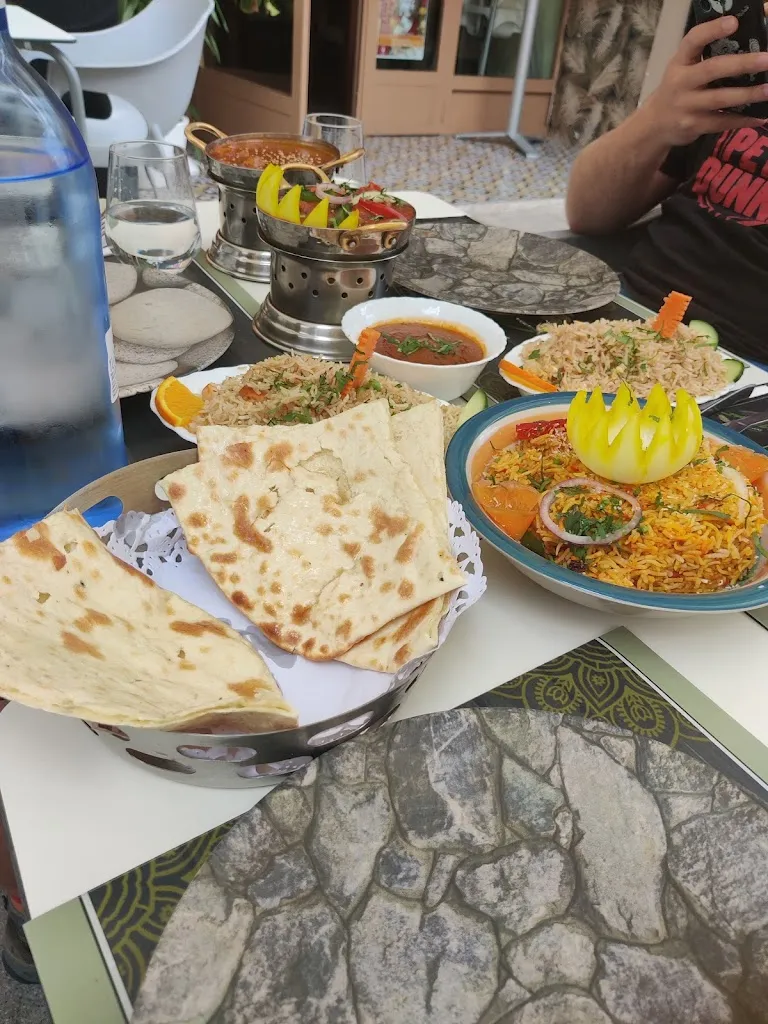 Reya_“New Delight” - Indian Restaurant_Ibi_review