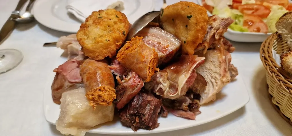 Marisol C_Mesón Casa Gloria_Santiago Millas_review