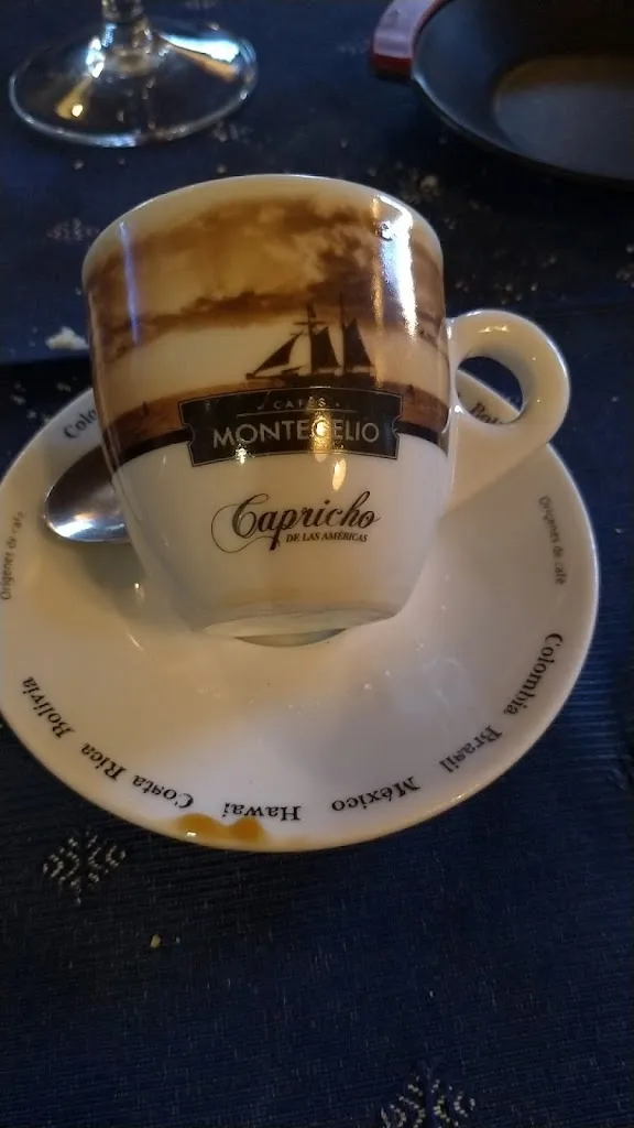 neviana blasi_La Chata_San Ildefonso_review