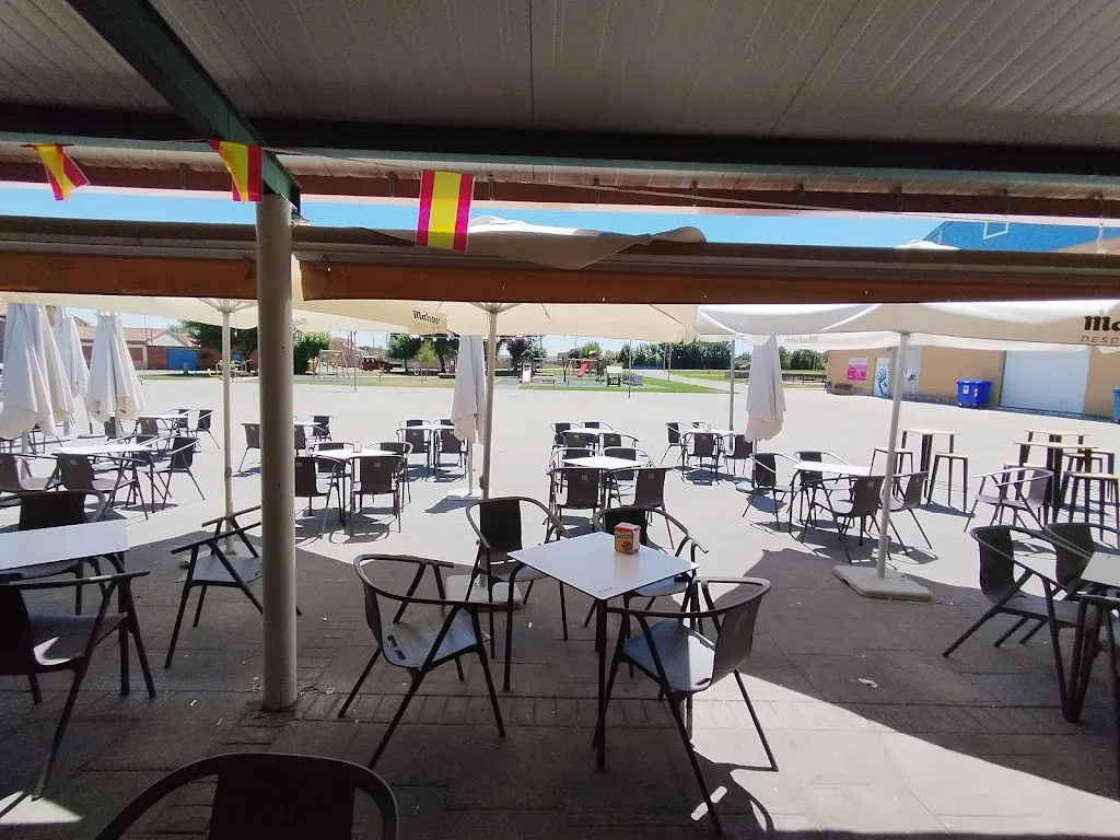 La Casa del Pueblo Sariegos restaurant in Sariegos