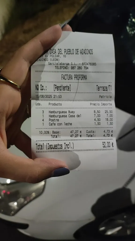 Nerea Fernández Herreros_Casa del Pueblo de Azadinos_Sariegos_review