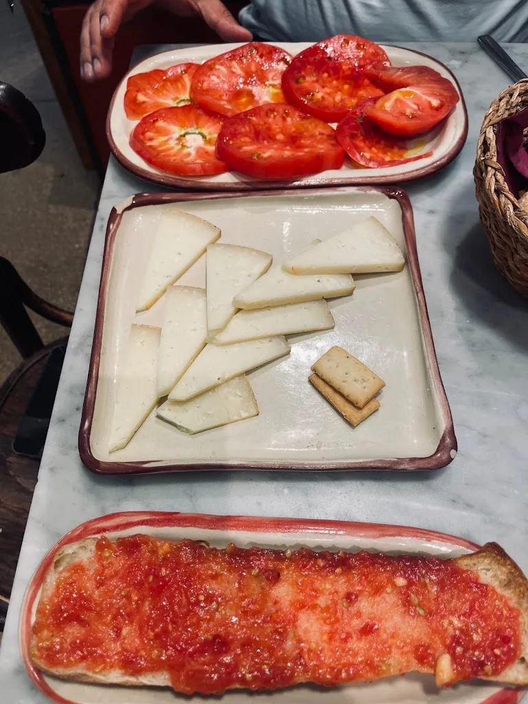 Rami Riachy_Casa González_Santas Martas_recensione