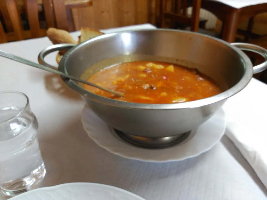 Menu_Restaurante El Recuerdo_Santovenia de la Valdoncina_image_7