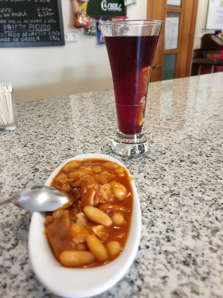 Bar Restaurante Juli_Santovenia de la Valdoncina_slider_image_2