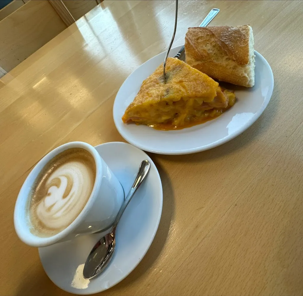 Via Jero_Cafetería Restaurante Fuensanta_Santovenia de la Valdoncina_review