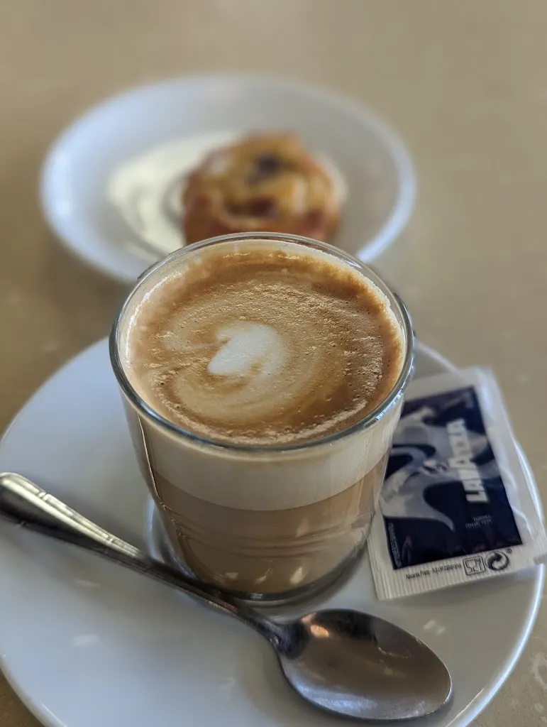 Cafetería Restaurante Fuensanta_Santovenia de la Valdoncina_slider_image_2