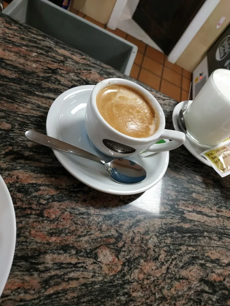 Menu_Áreas de Servicio MORE - Caldas de Luna_Sena de Luna_image_6