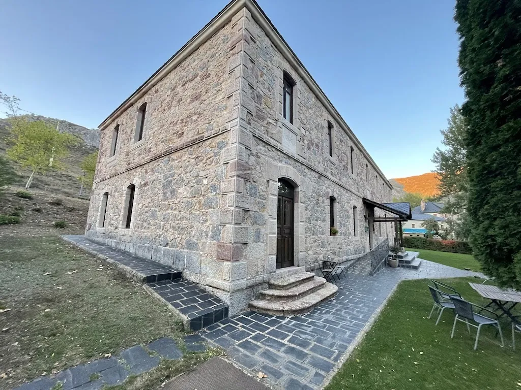 Hotel Rural Días de Luna restaurant in Sena de Luna