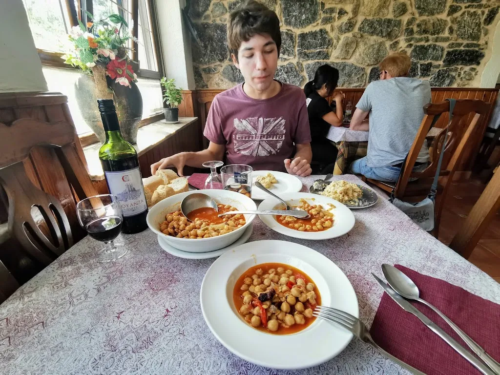 Menu_Restaurante Hostal Garcia_Sena de Luna_image_2