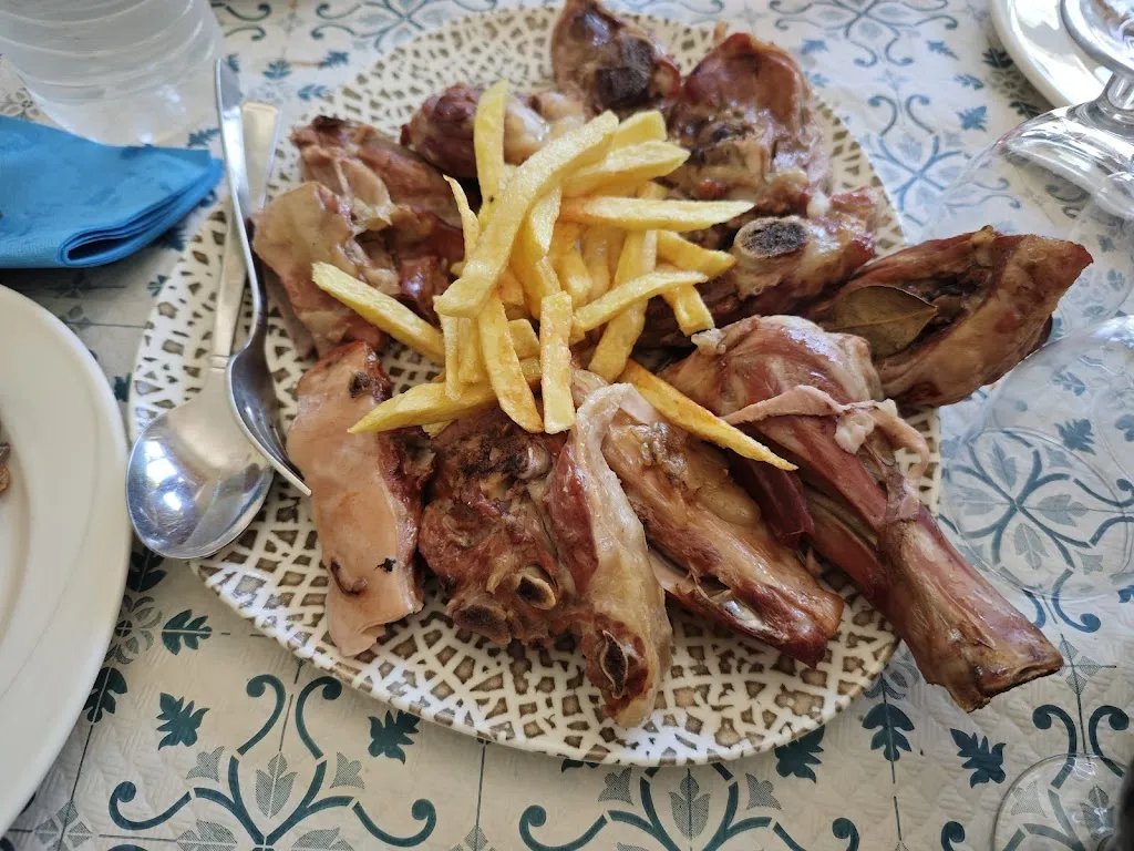 Menu_Restaurante Hostal Garcia_Sena de Luna_image_4