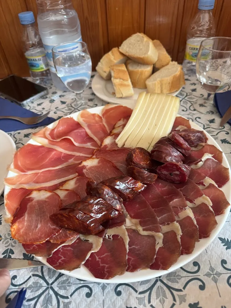 MIGUEL ANGEL FERNANDEZ_Restaurante Hostal Garcia_Sena de Luna_review