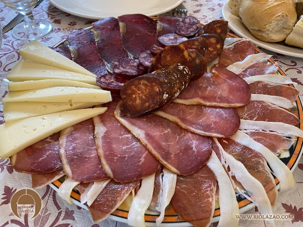 Restaurante Hostal Garcia_Sena de Luna_slider_image_3