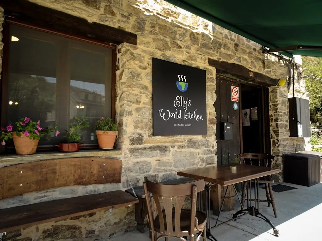 Pensión El Puente Peregrino restaurant in Trabadelo