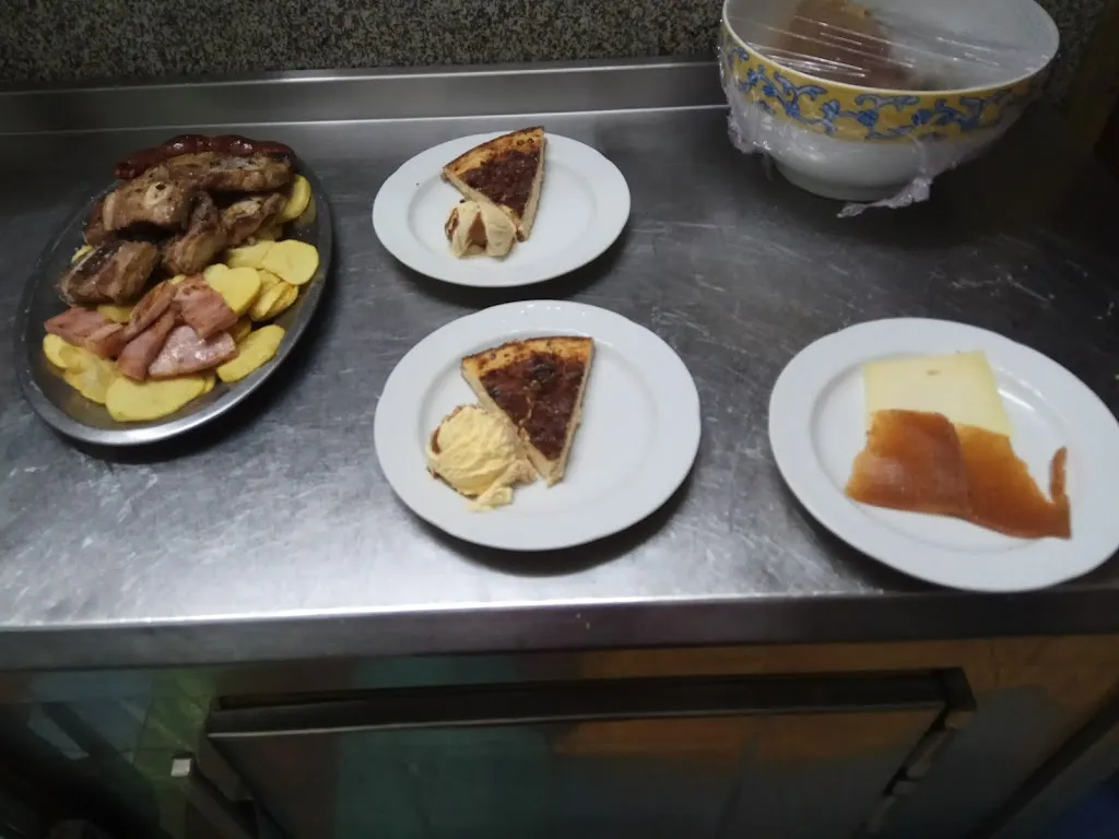 Menu_Restaurante Camping Valle do Seo_Trabadelo_image_6