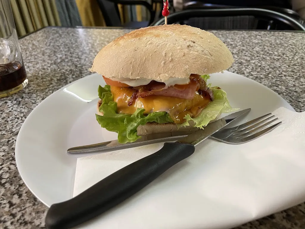 Alejandro C._Café Bar Jose_Val de San Lorenzo_review