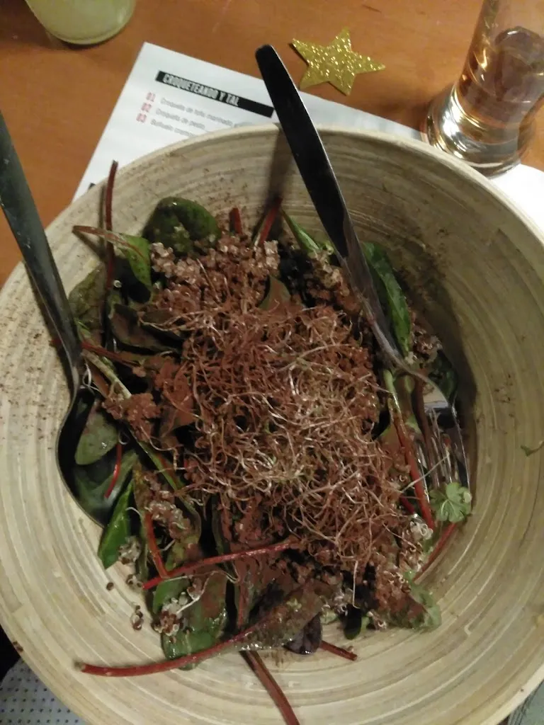 Juanet JT_La Troupe Away 2.0_Ibi_review